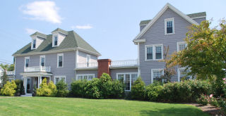 island manor house banner